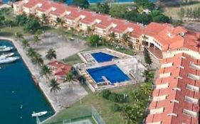 Ilha Marinas do Canal